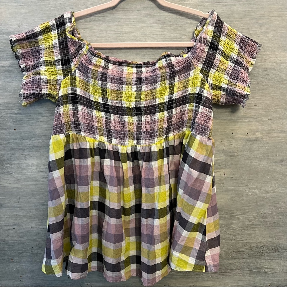 Torrid Sheered Peplum‎ Off Shoulder Checked Plaid  Top Size 3 Good Condition